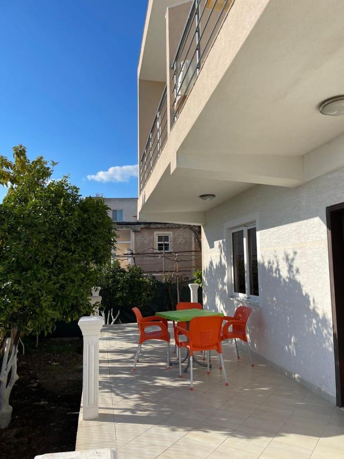 סרנדה Villa Eden Breeze 2 Bedroom Apartment מראה חיצוני תמונה